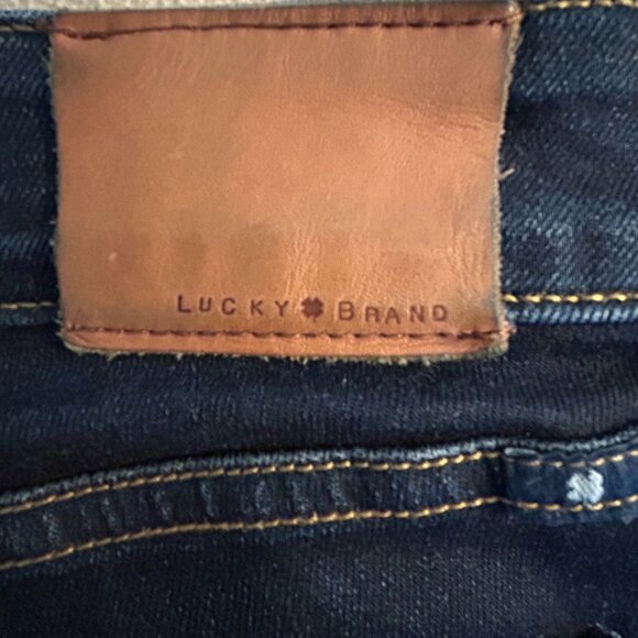 LUCKY BRAND Lolita Boot Cut dark wash jeans 10/30 A - Picture 10 of 10